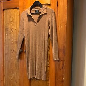10/25$ 🧁 Elegant Brown Ribbed Knit Dress